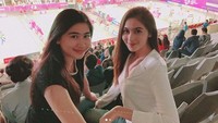 Ets ternyata Denira pernah menyaksikan pertandingan bulutangkis lho saat Kevin berlaga di Asian Games 2018. Foto: Denira Wiraguna (Instagram)