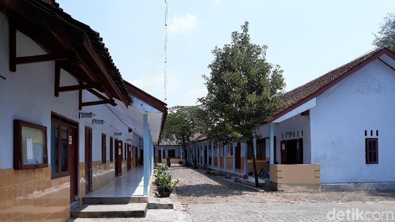 Pasca 32 Siswanya Kecelakaan, Begini Suasana SMK PGRI 1 Karanganyar Pasca 32 Siswanya Kecelakaan, Begini Suasana SMK PGRI 1 Karanganyar