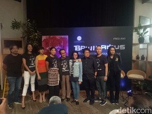 Demi Kalimantan Tengah, Sophia Latjuba Main Teater Bawi Lamus