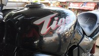 Astra Honda Motor memang menciptakan motor ini pada awalnya mengincar segmen yang gemar melakukan touring jarak jauh. Maka tak heran berbagai klub lahir dari nama besar Tiger yang bervolume 200 cc ini.