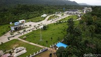 Pos Lintas Batas Negara ini berada di distrik Muara Tami, Kota Jayapura, Papua.