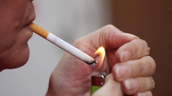 Cukai Rokok Batal Naik, Pemerintah Takut Pabrik Tutup