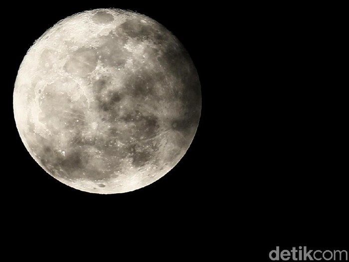 Ilustrasi Super Moon