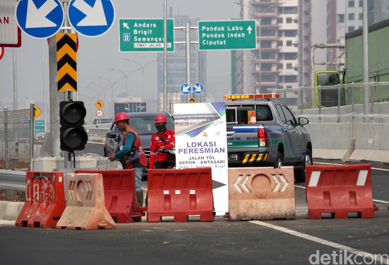 Tol Desari Foto: Lamhot Aritonang Tol Desari Foto: Lamhot Aritonang