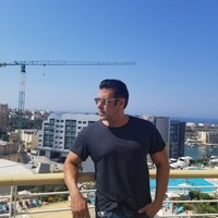 Aku tidak mampu untuk menikahi seseorang. Aku tidak pernah di rumah, aku selalu bekerja dan dikelilingi orang-orang. Inilah alasanku untuk tetap melajang, ujar Salman Khan. Foto: Instagram