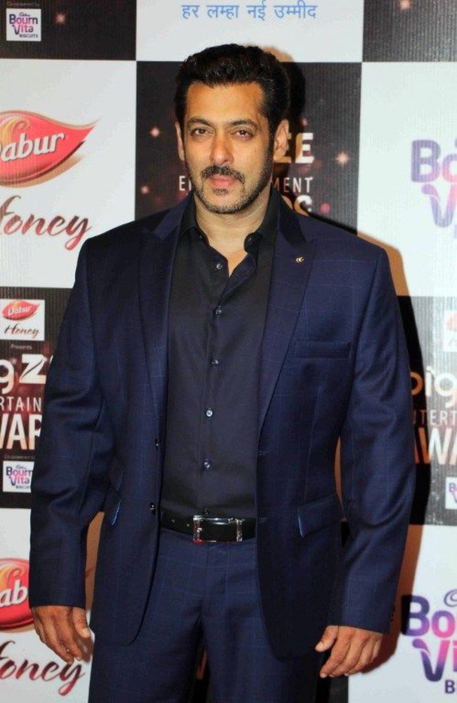 Aku tidak pernah memukulnya. Aku menjadi emosional dan melukai diri sendiri. Aku membenturkan kepalaku ke dinding, tetapi tidak bisa menyakiti orang lain, Ujar Salman Khan. Foto: AFP