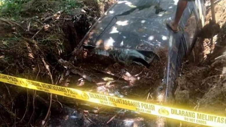 Takut Ditagih Debt Collector, Mobil Dikubur Pemiliknya Takut Ditagih Debt Collector, Mobil Dikubur Pemiliknya