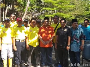 Gus Yasin Kampanyekan Gerakan Pungut Sampah Tiap Jumat se-Jateng
