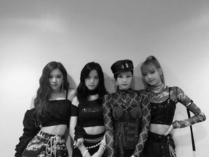 Dengarkan Hui PENTAGON Cover Lagu BLACKPINK