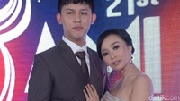 Tak cuma sebagai duo Soundwave, suami istri itu juga kompak sebagai pasangan. Foto: Noel/detikHOT