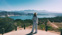 Ini gaya Sadie saat main ke Lake Cuchuma di California. (sadienewman/Instagram)