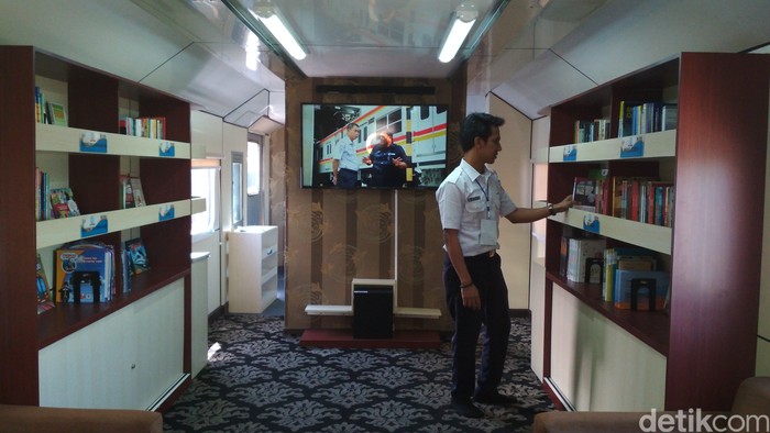 rail library di blitar