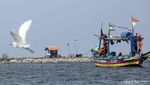 Melihat Aktivitas Nelayan di Sekitar Pulau Reklamasi G