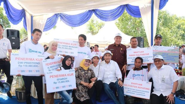 Rini Soemarno di Lamongan
