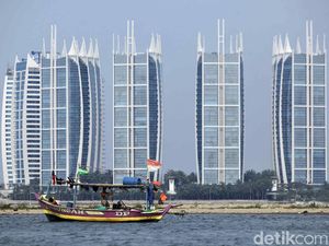 Melihat Aktivitas Nelayan di Sekitar Pulau Reklamasi G