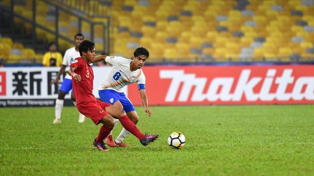 Timnas Indonesia U-16 bermain imbang tanpa gol lawan India pada laga terakhir Grup C Piala Asia U-16. (