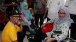 Tinjau Venue Panahan, Mensos Berlatih Memanah
