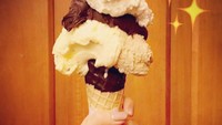 Kata Tiffany inilah cara terbaiknya mengakhiri malam. Wih, es krim kayu manis, Nutella dan chocolate chip-nya bikin ngiler! Foto: Instagram tiffanyyoungofficial