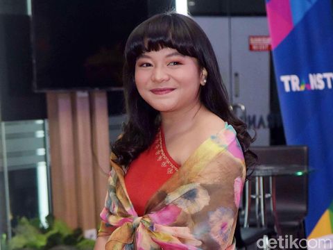 Amel Carla saat menghadiri Insert Awards.