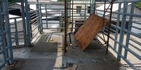 Sempat Hampir Roboh, JPO Depan Samsat Jakbar Berfungsi Lagi