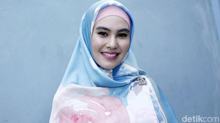 Kartika Putri saat ditemui di studio Trans TV.