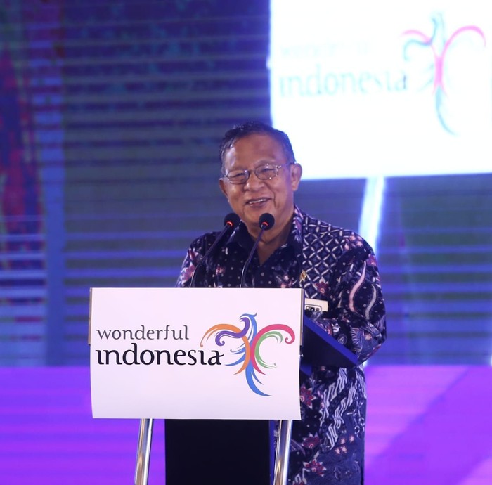 Menpar Minta KUR Lebih Dikembangkan di Sektor Pariwisata