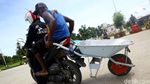 Keriuhan Pasar di Perbatasan Indonesia-Papua Nugini