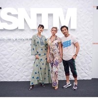 Tak sedikit netizen yang dibuat pangling oleh penampilan kekasih Richard Kyle itu. Tadi sempat nonton AsNTM. Nggak nyadar kalau itu Jedar. Cantik banget, komentar netizen di Instagram Jedar. (Foto: Instagram/asntm_id)