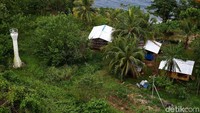 Rumah sederhana warga PNG di dekat perbatasan Indonesia.