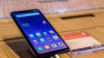 Xiaomi mengklaim ponsel ini punya rasio layar ke bodi sebesar 86%. Layarnya sendiri dijanjikan punya tingkat kecerahan 500 nits dan dilindungi oleh Gorilla Glass 2,5D. Foto: Gizchina  