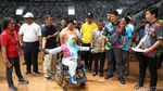 Tinjau Venue Panahan, Mensos Berlatih Memanah