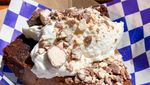 Legitnya Chocolate Pie Manis dan Lembut Untuk Teman Ngeteh