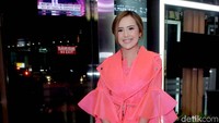 Banyak yang menyukai gaya dan penampilan artis muda itu. Pool/Noel/detikFoto.