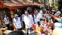Tampak hadir Menteri  Lingkungan Hidup dan Kehutanan RI Siti Nurbaya Bakar beserta Direktur Utama Bank BRI Suprajarto di lokasi. Foto: dok. BRI