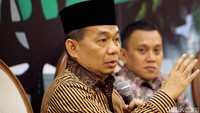 Narasumber yang hadir dalam diskusi tersebut diantaranya Sekjen DPP PKB yang juga merupakan Ketua Fraksi PKB MPR RI, Abdul Kadir Karding yang hadir untuk mewakili kubu Jokowi-Amin, Anggota Fraksi PKS MPR RI, Jazuli Juwaini yang mewakili kubu Prabowo-Sandi, dan pengamat politik Ady Prayitno.
