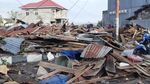 Ratusan Bangunan Rusak Akibat Gempa-Tsunami di Palu
