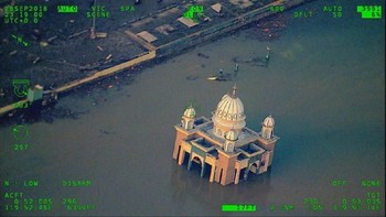 Kini, masjid ini terendam air laut. Foto: dok. istimewa/BNPB