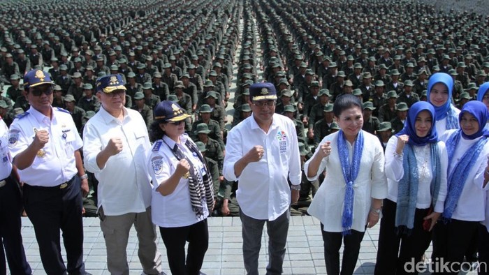 Pesan Budi Karya untuk Taruna-taruni Perhubungan di Bandung