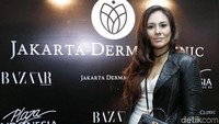 Wulan Guritno saat ditemui di sebuah acara di kawasan Thamrin, Jakarta Pusat pada Jumat (28/9). Pool/Ismail/detikFoto.
