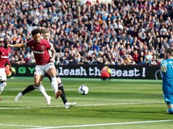 West Ham langsung menggebrak sejak menit awal dan langsung unggul ketika laga baru berjalan enam menit. Pencetak golnya adalah Felipe Anderson. (Foto: Warren Little/Getty Images)