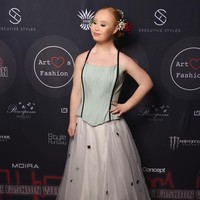 Karier wanita asal Australia tersebut dimulai ketika Maddy turun berat badan hingga 23 kg. Pasca langsing, Maddy mencoba peruntungan di bidang modeling setelah pemotretannya viral. Ketika itu, Maddy meminta ibunya untuk melakukan pemotretan selayaknya model majalah. Foto: Instagram @madelinesmodelling_