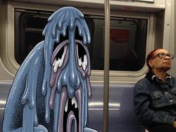 Keren! Doodle Monster di Subway yang Tampak Nyata