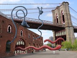 Keren! Doodle Monster di Subway yang Tampak Nyata