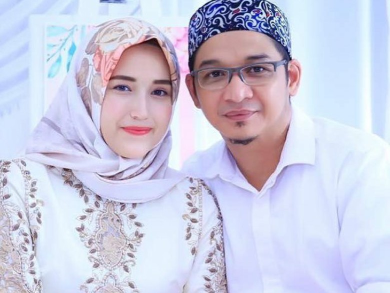 Ada Foto Pasha Ungu dan Adel Tidur Bareng Warga di Pengungsian Foto: Instagram Ada Foto Pasha Ungu dan Adel Tidur Bareng Warga di Pengungsian Foto: Instagram