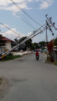 PLN Boyong 216 Petugas Pulihkan Listrik di Palu dan Donggala.