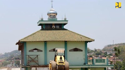 Masjid Korban Proyek Tol Dibangun Ulang, Begini Hasilnya