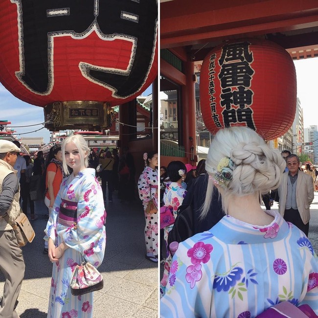 Anda mungkin masih ingat dengan wanita cantik yang viral di Jepang ketika memakai kimono. Sempat dikira warga lokal ternyata ketika berbalik badan, wanita tersebut adalah bule dengan tampilan cantik mirip peri. Foto: Instagram @icy_tenshi