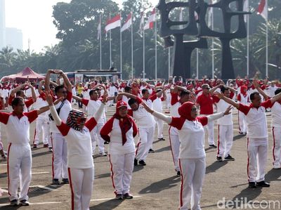Senam dan Doorprize Ramaikan HUT DPD RI