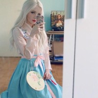 Tak hanya cantik mengenakan kimono, Icy Tenshi juga menawan ketika memakai busana tradisional Hanfu asal China. Foto: Instagram @icy_tenshi