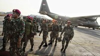 TNI pun akan membuka call center bagi keluarga korban gempa dan tsunami Donggala dan Palu, Sulawesi Tengah. Nantinya masyarakat dapat menggunakan call center untuk mengetahui kondisi keluarga di Donggala dan Palu.